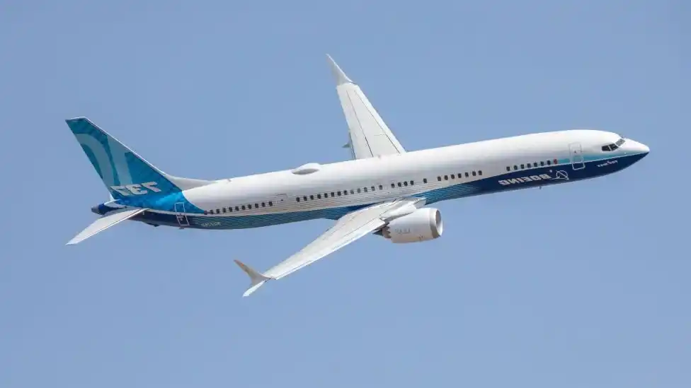 Boeing vs Airbus - Which is Better?