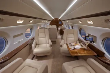 Private-Jet-vs-First-Class