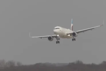 UNBELIEVABLE-CROSSWIND-LANDINGS-during-a-STORM-with-20-ABORTED-LANDINGS