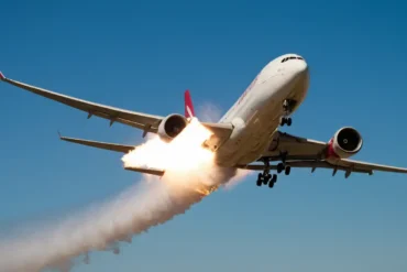 Why-Do-Airplanes-Dump-Fuel