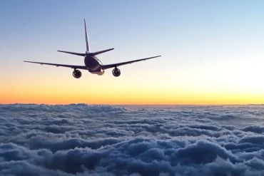 do-planes-fly-in-the-stratosphere