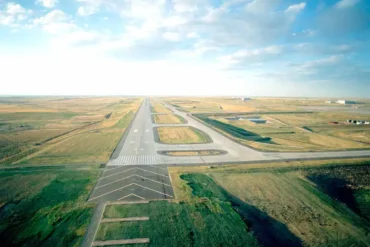 DIA-International-Runway-16R_34L_0000_Layer-17