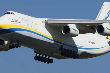 Craig-Murray-shot-this-Antonov-An-124-UR-82008-at-RAAF-Base-Amberley