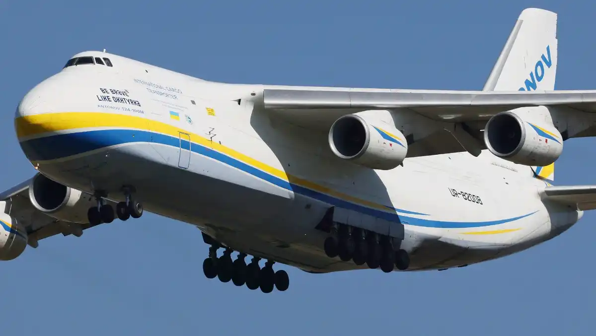 Giới thiệu máy bay vận chuyển Antonov An-124