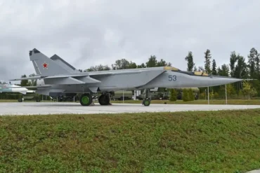 MiG-25 retired