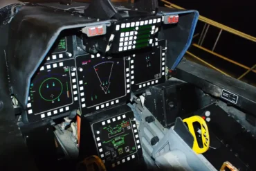 f-22 cockpit