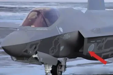 Why isn't the Japanese Flag on the F-35 fighter jet red?