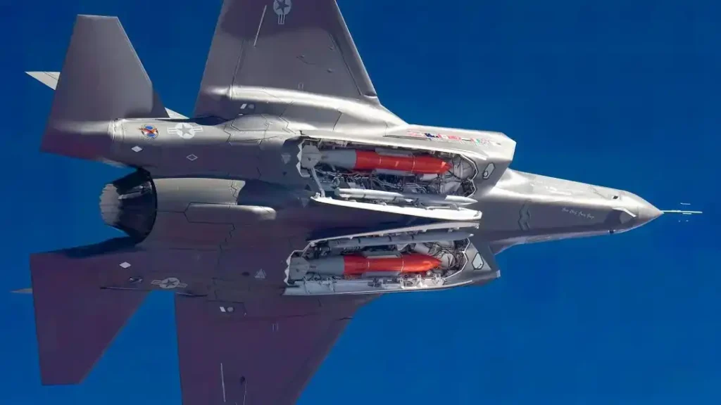f-35 internal weapons bay