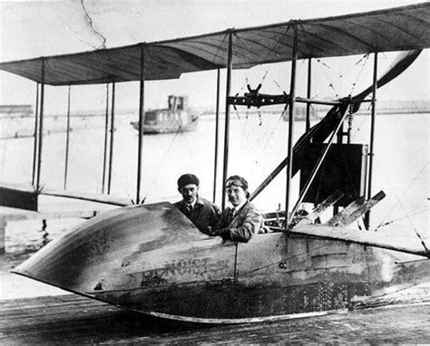 The First Commercial Flight: How St. Petersburg Changed Aviation Forever