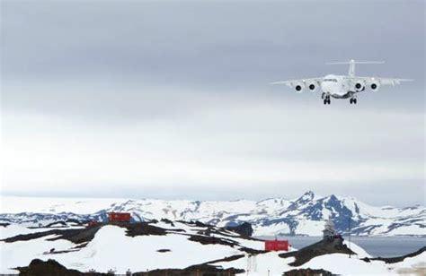 How to Fly to Antarctica: A Complete Guide for Air Travel to the White Continent