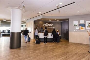 6 Essential Things to Know About Alaska Airlines Lounges