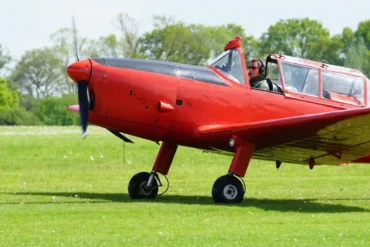 Buying a Vintage Plane to Learn On: Smart Investment or Risky Move?
