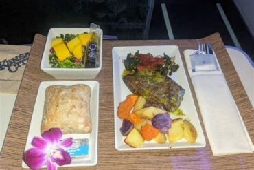 Alaska Airlines: What Would You Choose? FC Meal Options