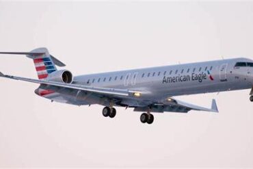 Bombardier CRJ700 Series: A Regional Jet Legacy in Motion
