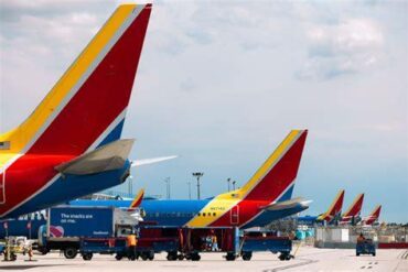 DOJ Drops Lawsuit Against Southwest Airlines Over Delayed Flights Amid Broader Regulatory Shift