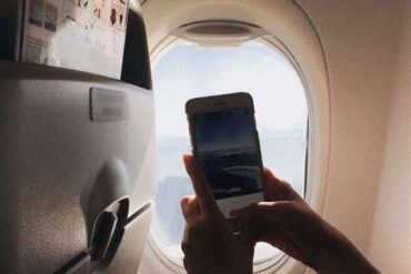 Flying High with Max Power: Debunking the 100Wh Myth for Power Banks on Airplanes