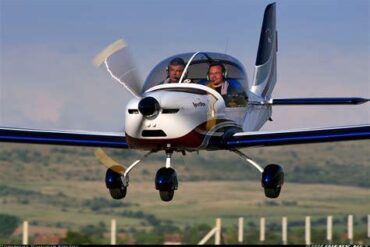 Flying Light Sport Aircraft in the US: What Aspiring Pilots Need to Know