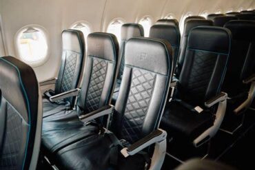 Frontier Airlines Flights and Reviews: A Deep Dive into America’s Controversial Low-Cost Carrier