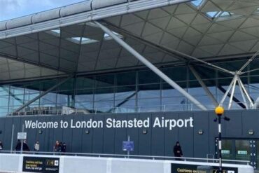Heathrow to Stansted Airport: A Comprehensive Travel Guide