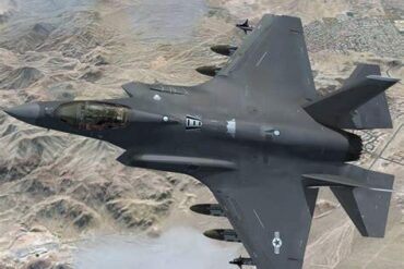 Joint Strike Fighter Program: The Evolution, Challenges, and Legacy of the F-35 Lightning II