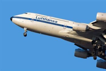 Where Does Lufthansa Fly Its Boeing 747-400s?