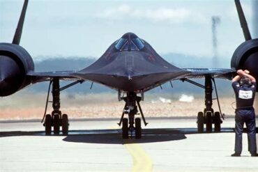 You Never Realize How Big the SR-71 Is Until You're Standing Next to It
