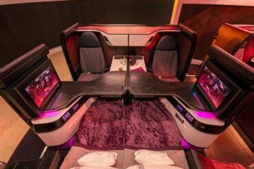 Qatar QSuite or Singapore Business Class? The Ultimate SIN-JFK Showdown