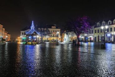 POLAND ALL YOU MUST KNOW BEFORE YOU GO 2026 visual data 6