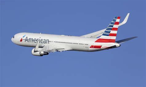 American Airlines Faces Backlash After Ejecting Passenger Over Overhead