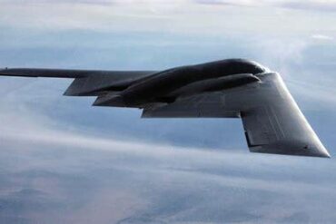 The Astonishing Size Gap Between the F/A-18 Hornet and the B-2 Spirit Stealth Bomber