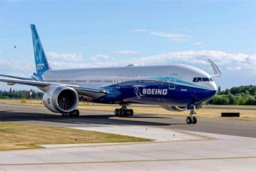 Boeing 777X – A Successor to the Airbus A380 or Another High-Stakes Misstep?