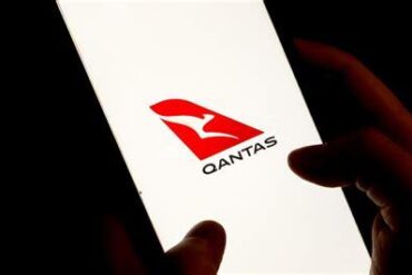 Canada Embraces Next-Gen Travel as Qantas and Virgin Australia Unveil Smart Boarding Passes with Real-Time iOS 26 Integration