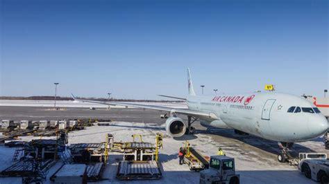 Canada Flight Chaos: Over 550 Delays and Cancellations Slam Toronto