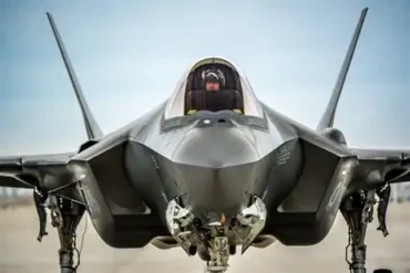 Why Modern Fighter Jets Don't Eject Spent Shell Casings: Supersonic Speed, FOD Risks, and Precision Engineering