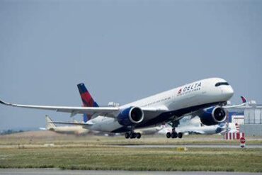 Dozens of Delta Flights Canceled After Regional Jets Grounded for Urgent Wi-Fi Inspections