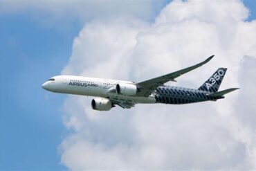 Emirates Returns to Paris Airshow with Bold Airbus A350 Debut, Cementing Strategic Ties with France’s Aerospace Sector