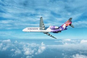 Why Hawaiian Airlines Still Operates the Aging Boeing 717 Fleet in 2025