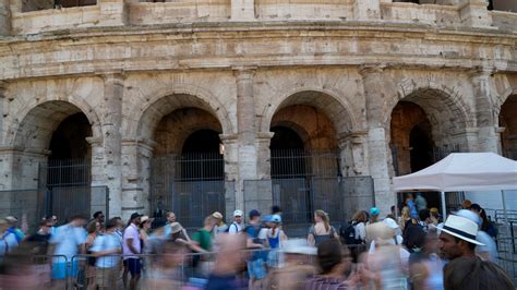 Avoid Fines in Italy: Hidden Local Laws Every Tourist Must Know in 2025