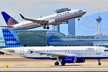 JetBlue CEO Firmly Denies Merger with United Airlines Amid Strategic Partnership Developments