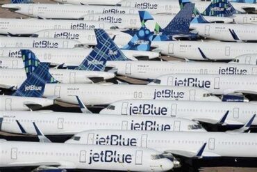 JetBlue's Financial Crisis: Major Flight Reductions and Grounded Aircraft Amidst Struggles