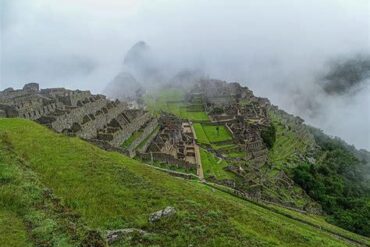 Machu Picchu Adventure Dampened by Fog: The Reality of Surging Tourism Amidst Harsh Weather