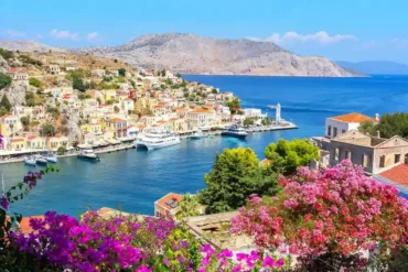Portugal, Germany, France, and Italy Struggle with Tourism in Q1 2025, While Greece Surges with Increased Overnight Stays
