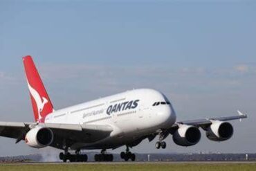 Qantas Expands A380 Operations with Twice-Daily Flights to Singapore