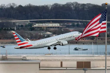 Senate Bill Aims to Tighten Military Flight Rules Near National Airport After Fatal Collision