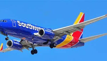 Southwest Airlines Cancels Flight After Boeing 737-700 Tire Blowout at T.F. Green Airport