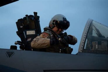U.S. Air Force Bolsters Middle East Posture with F-22 and F-35A Stealth Fighter Deployments Amid Rising Tensions