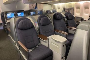 United Airlines Boeing 777-200 Makes Emergency Return to Washington D.C. After Engine Overheating Incident During Takeoff