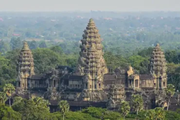 Cambodia’s Angkor Archaeological Park Sees Unprecedented Growth in Tourist Numbers and Revenue in Early 2025
