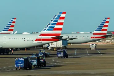 Why American Airlines & US Airways Merged - Bolt Flight