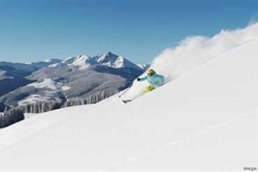 American Airlines Relaunches CLT–Vail Service to Ignite Colorado Ski Travel Competition American Airlines Relaunches CLT–Vail Service to Ignite Colorado Ski Travel Competition